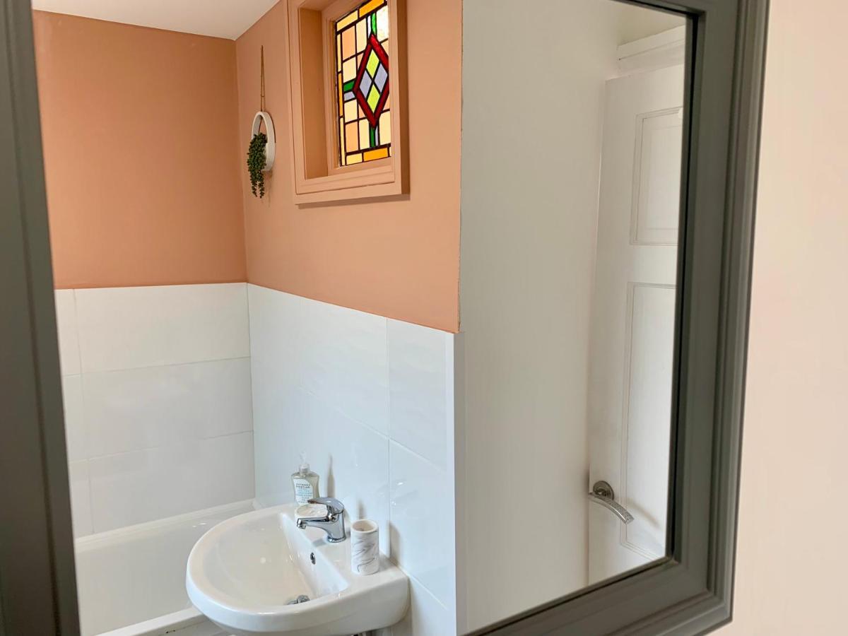 Stunning Rural Apartment - Sleeps 4 - Parking Lichfield Exterior photo